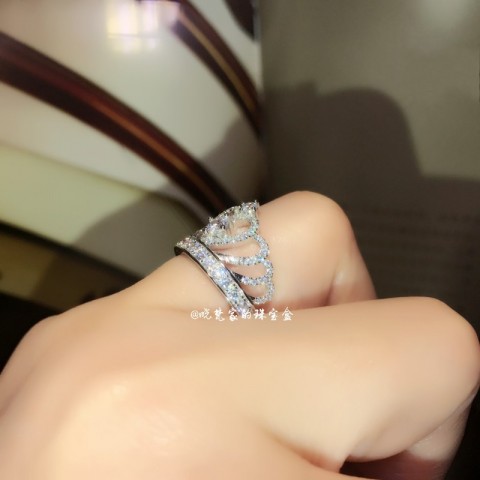 Sterg Sier Ladies' Wedding Crown Band Ring with Tiny White Sapphire CZ
