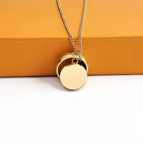 V Luxury Unisex Gold-Color Flower Pendant Necklaces with Lock Design