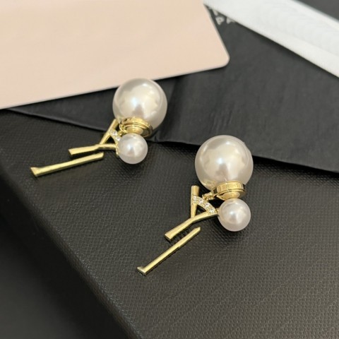Elegant 18K Gold Plated Pearl Stud Earrings with Crystal Accents by brand_mask, Ideal Women's Gift