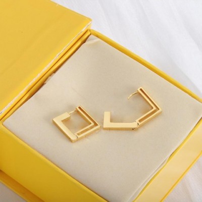 Luxury Pink 18K Gold Plated Heart Alphabet Stud Earrings for Women