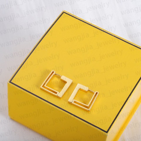 Luxury Pink 18K Gold Plated Heart Alphabet Stud Earrings for Women