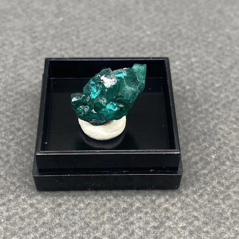 Natural Congo Refractive Enzyme Gemstone Collection Box - 27x27x25mm