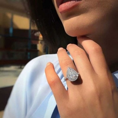 Elegant Silver Oval Pear Cut Women's Luxury Wedding Ring with Cubic Zirconia