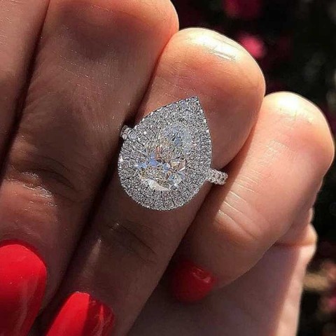 Elegant Silver Oval Pear Cut Women's Luxury Wedding Ring with Cubic Zirconia