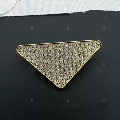 Elegant Inverted Triangle Brooches for Women, Classic Dropper Letter Jewelry Accessories