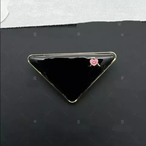 Elegant Inverted Triangle Brooches for Women, Classic Dropper Letter Jewelry Accessories