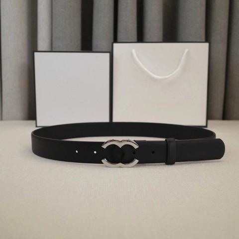 Designer Leather Belts for Men and Women - Adjustable Smooth Buckle