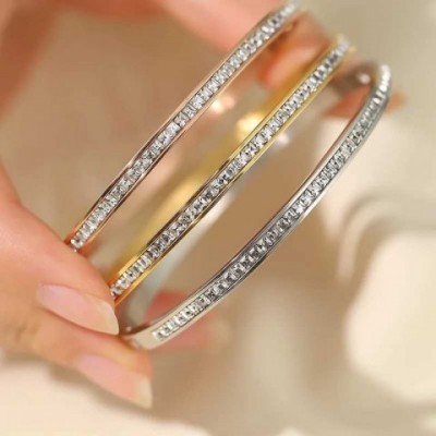 Stainless Steel Water Diamond Bangle for Men - Rust Resistant and Waterproof CL250212