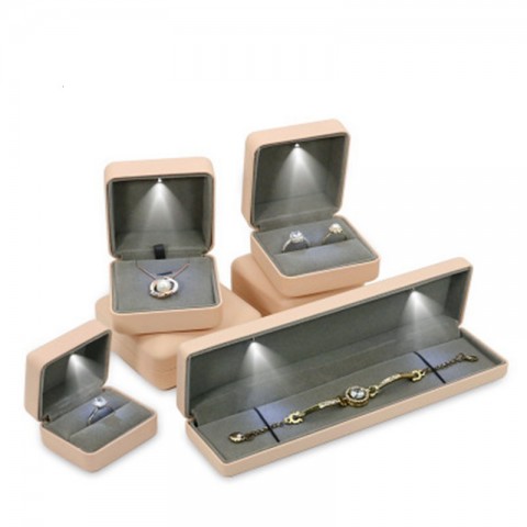 Luxury Flannel LED Jewelry Box for Women with Velvet Interior & Romantic Lighting - Wedding Gift