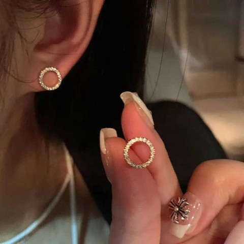 Fashion Minimalist Circle Stud Earrings with Crystal Cubic Zirconia for Women