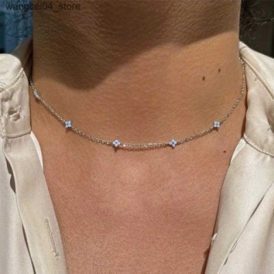 Chic 925 Silver Zircon Clover Necklace with 18K Chain for Fashionable Women