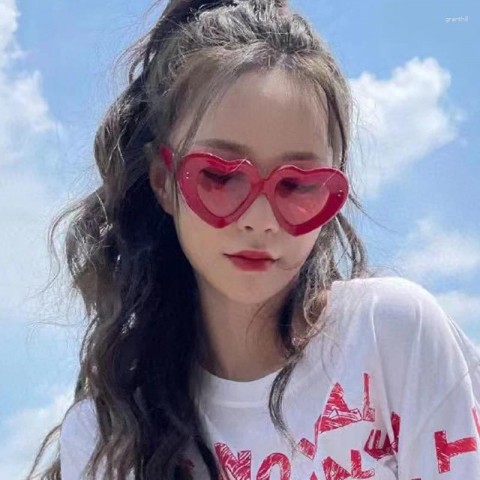 Sunglasses 2024 Women's Peach Heart UV400 Protection