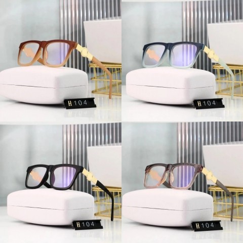 Designer UV 400 Polarized Sunglasses for Men and Women - Classic Style