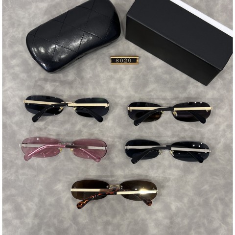 Designer Women's Diamond Monogram Outdoor Travel Sunglasses With UV380 Protection
