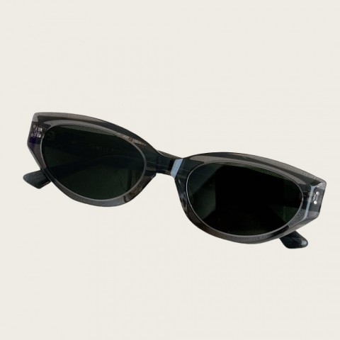 Unisex High-End Cat-Eye Sun Glasses with UV400 Protection - Stylish & Fashionable