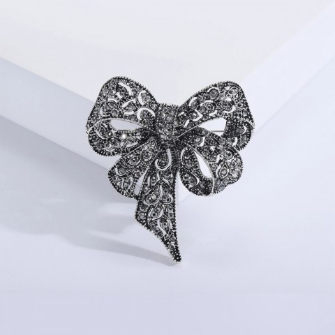 Sparkling Butterfly Brooches - Unisex Women's Jewelry for Office & Party