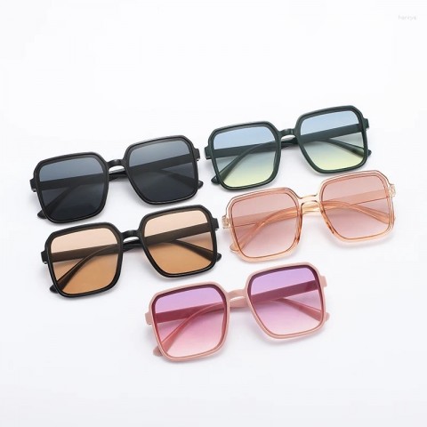 Stylish 10-Piece Sunglasses Set for Men and Women