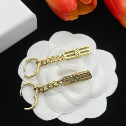 Luxury Women's 18K Gold Plated Stud Earrings with Crystal and Rhinestone