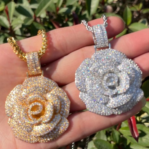 Iced Out Rose Flower Pendant Necklace for Women, Gold Zircon Charms, Bubble Letter Design, Fashion Hip Hop Jewelry