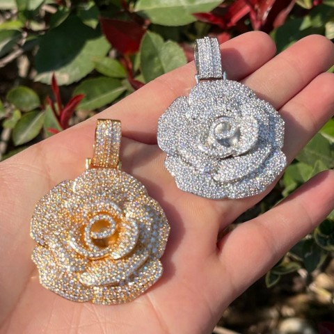 Iced Out Rose Flower Pendant Necklace for Women, Gold Zircon Charms, Bubble Letter Design, Fashion Hip Hop Jewelry