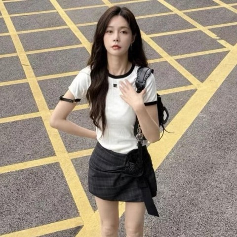Elegant Women's Short Sleeve T-Shirt with Designer Embroidery and Color Blocking