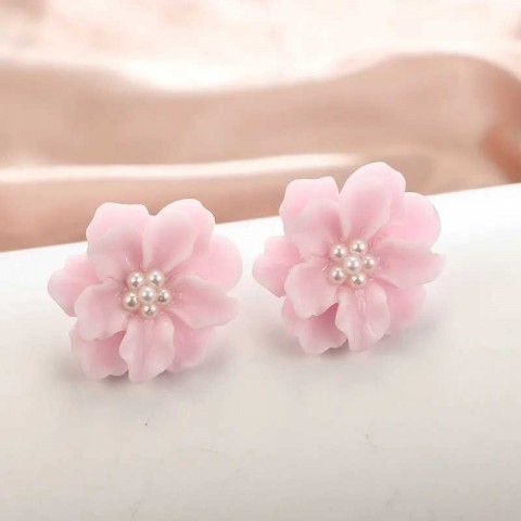 Sexy Black Flower Stud Earrings for Women with Simulated Pearls