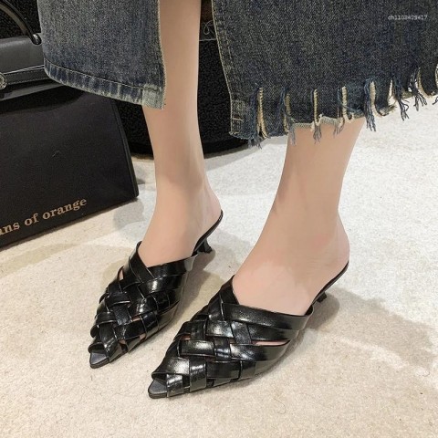 Elegant Women's Summer Gladiator Sandals with Pointed Toe and Thin Heels
