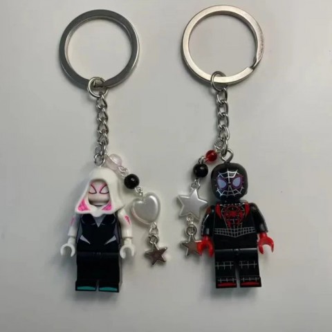 Handcrafted Couple Spider Keychain - Y2K Retro Gift for Boys