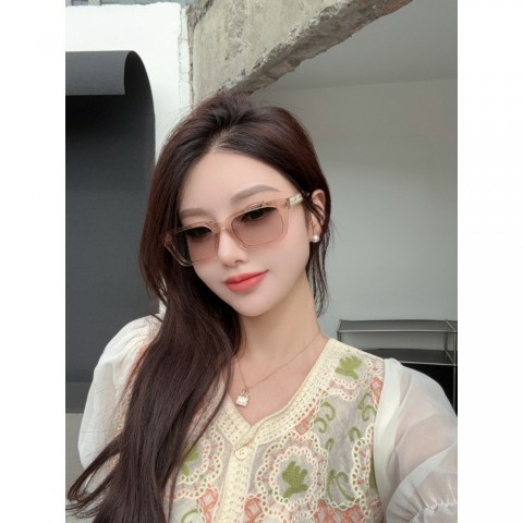 Womens Sun Glasses UV400 Protection Fashion Rimless Plank Frame