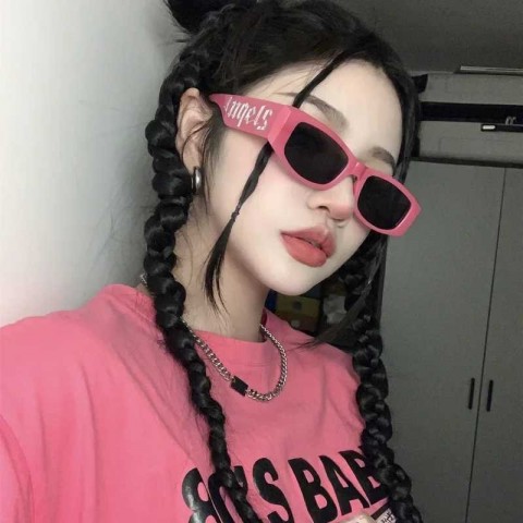Luxury Retro Sunglasses for Women with Polarized Amber Lenses