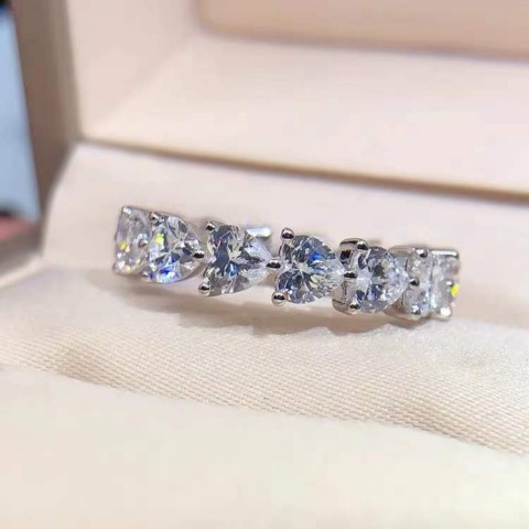 Heart-Shaped Sier Wedding Ring in Sterling Silver with 5A Cubic Zirconia