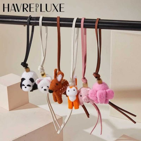 Handmade Sheepskin Rope Keychains for Boys - Cute Otter and Panda Charms