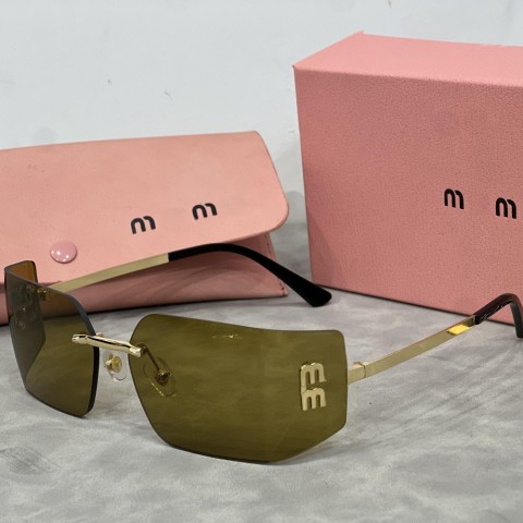 Designer Hollow Frame Sunglasses for Women - UV400 Protection