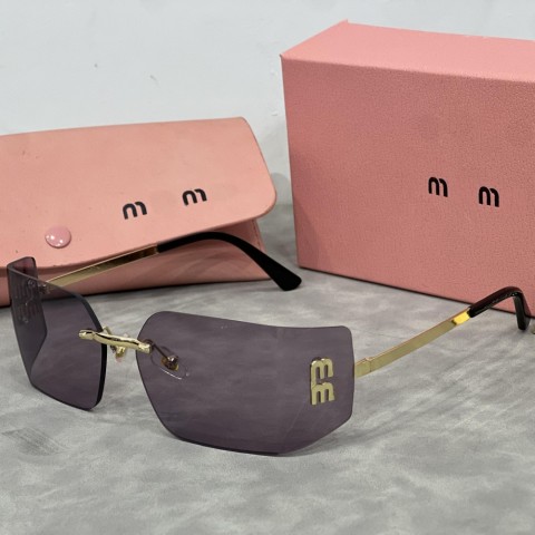 Designer Hollow Frame Sunglasses for Women - UV400 Protection