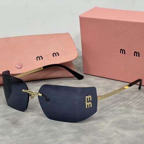 Designer Hollow Frame Sunglasses for Women - UV400 Protection