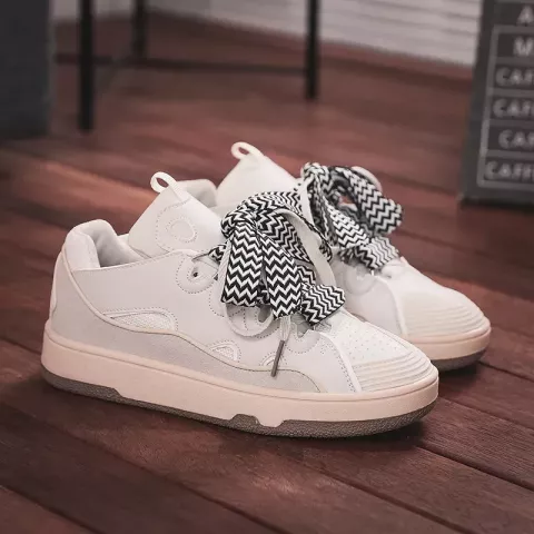 Luxury Leather Parisian Sneakers for Men and Women