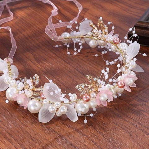Elegant Bridal Headpiece with Imitated Flower Wreath - Perfect for Weddings & Special Events