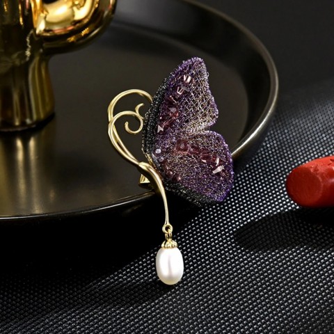 Personality Zircon Butterfly Brooch Unisex Elegant Jewelry Pin with Pearl Tassel