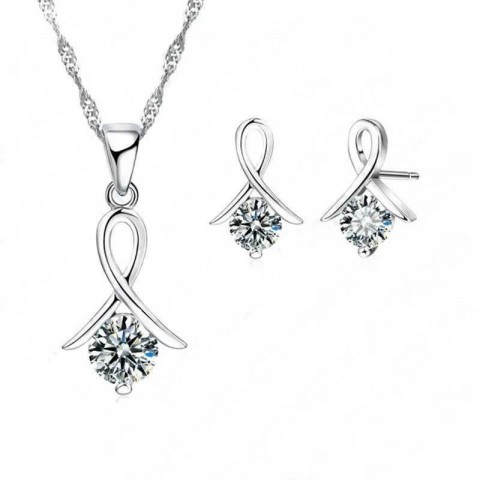 A Stylish CZ 925 Sterling Silver Jewelry Set for Women with Pendant Necklace and Stud Earrings X241116