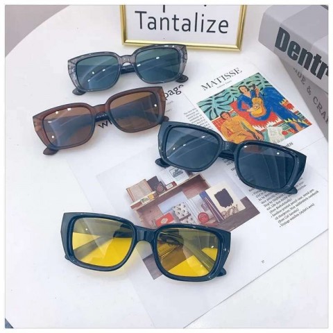 Cyg Classic Small Square Polarized Sunglasses for Men & Women UV400 Protection