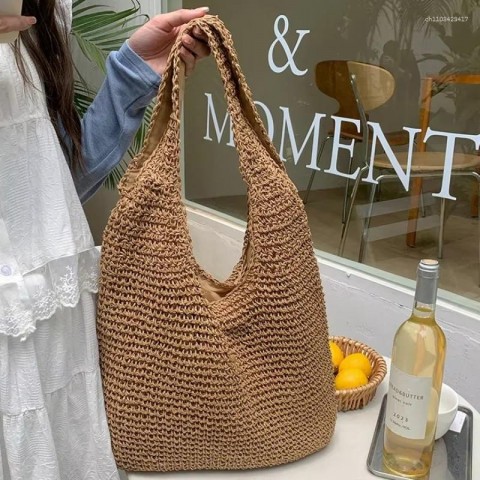 Hand-woven Summer Straw Shoulder Tote