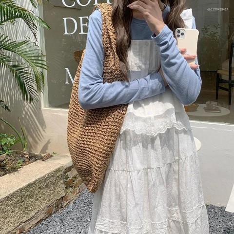 Hand-woven Summer Straw Shoulder Tote