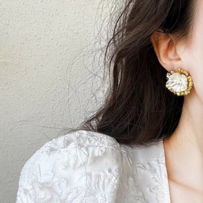 Videmy Women's Gold & Silver Plated Exaggerated Stud Earrings R250423