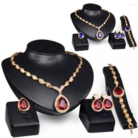 Elegant Women's Jewelry Set with Waterdrop Cubic Zirconia