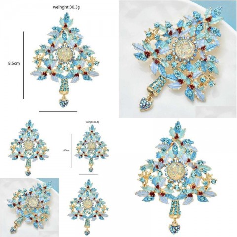 Wuli Women's Bohemian Brooch, Blue Christmas Tree Rhinestone Ornament, Elegant Party Accessory G230529