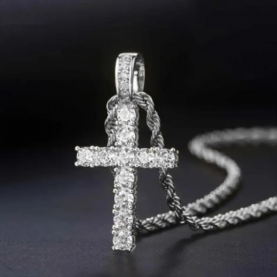 Huitan Twisted Chain Pendant Necklace for Women/Men, 60Cm Cubic Zirconia Cross Gift