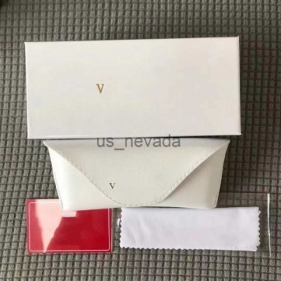 Huajialun Portable Lightweight Sunglasses Case with Transparent Pricing and Hassle-Free Customs