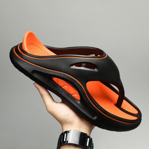 Comfortable Men's and Women's Thick Sole Flip Flops for Everyday Use