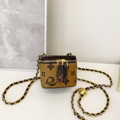 Korean Style Lightweight PU Crossbody Bag for Women 2025