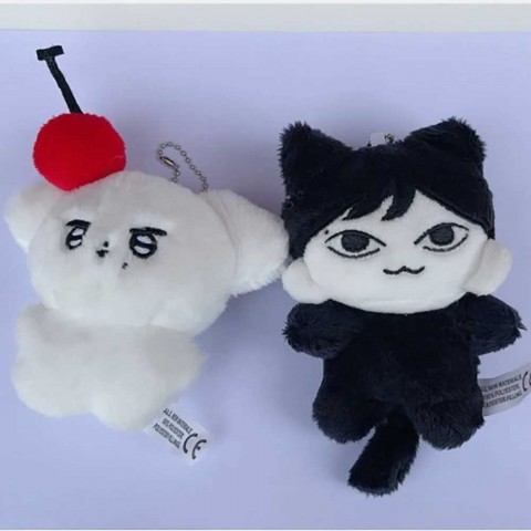 Kaii Plush Keychain from THE BOYZ - Boys' Resin Crystal Pillar Decor W250116